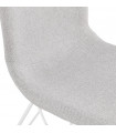 Chaise design gris clair en tissu et métal Kora