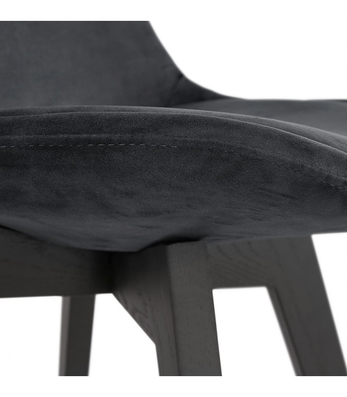 Chaise design noir en tissu et bois Kolo
