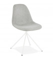 Chaise design gris clair en tissu et métal Dara
