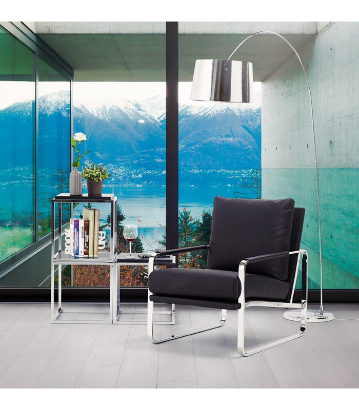 Fauteuil design noir en similicuir Adams