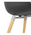 Fauteuil design noir en plastique Britton