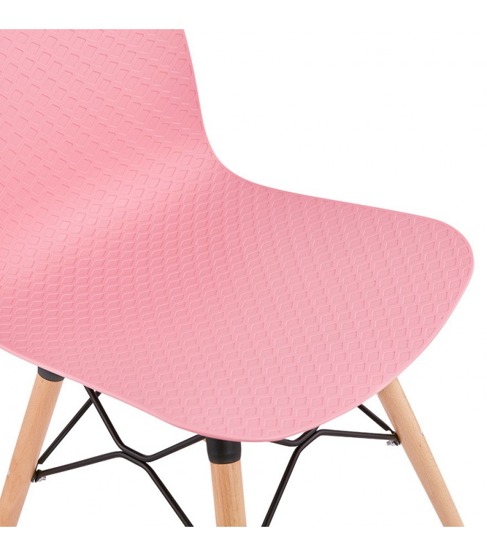Chaise design rose en plastique et bois Delphine