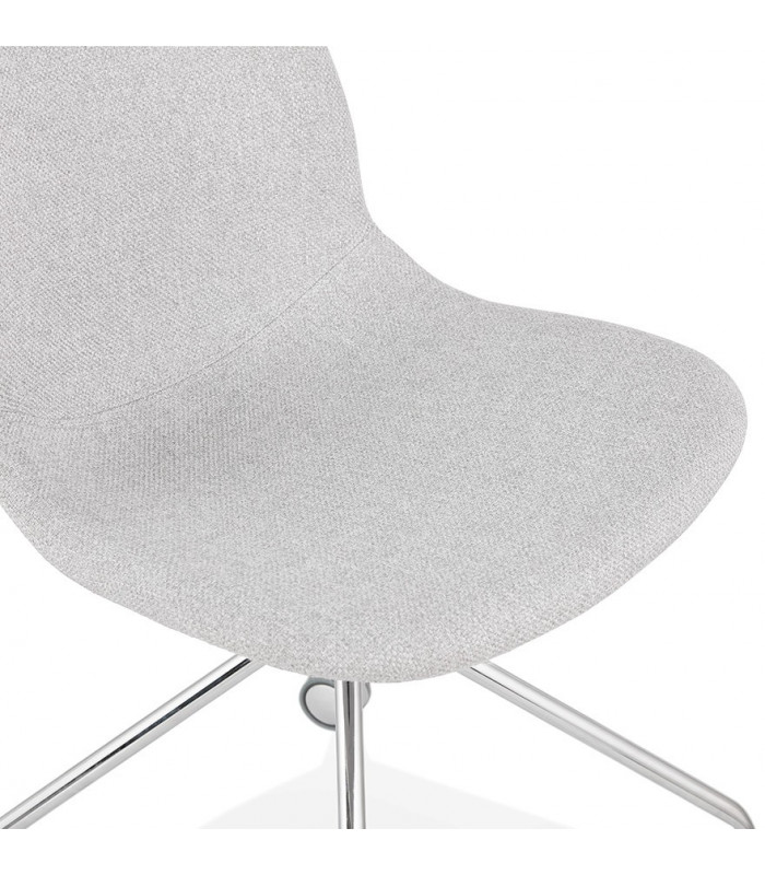 Chaise design gris clair en tissu Mahalla